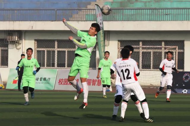 CBA夏联-王哲林21分上海胜福建 翁金郎23+7